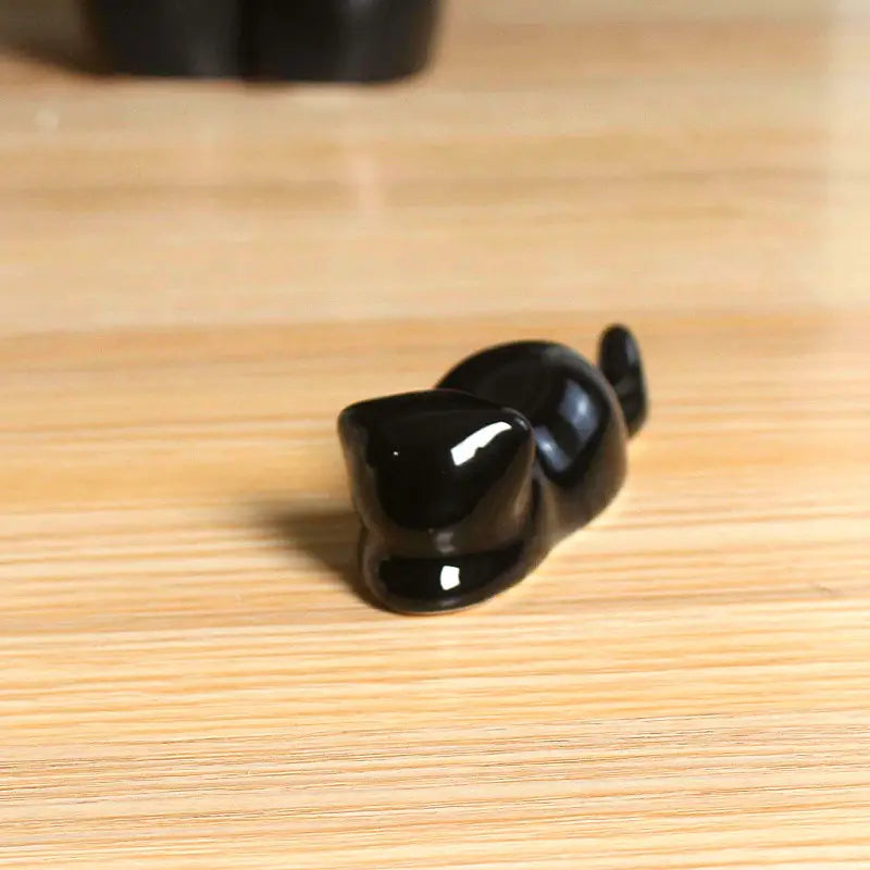 Cute Ceramic Cat Brush Holder for Office & Dorm Decor
