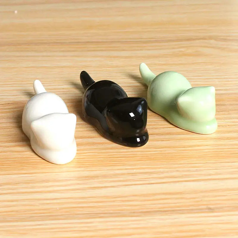 Cute Ceramic Cat Brush Holder for Office &amp; Dorm Decor